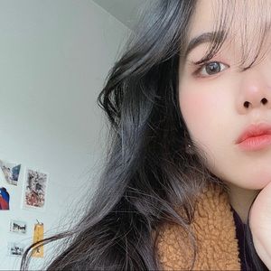 Meet your Posher, Linh